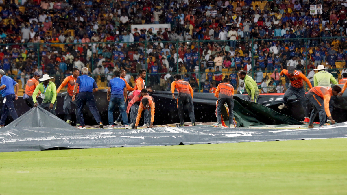 Rcb vs dc weather report ipl 2024 m chinnaswamy stadium bengaluru